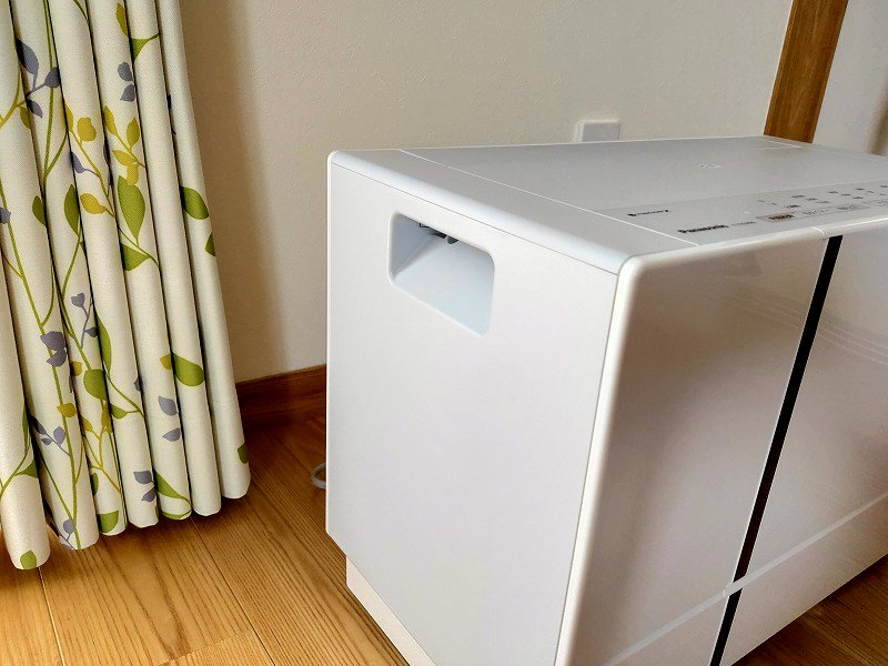 レビュー]コンパクトなハイブリッド除湿機「F-YHUX90